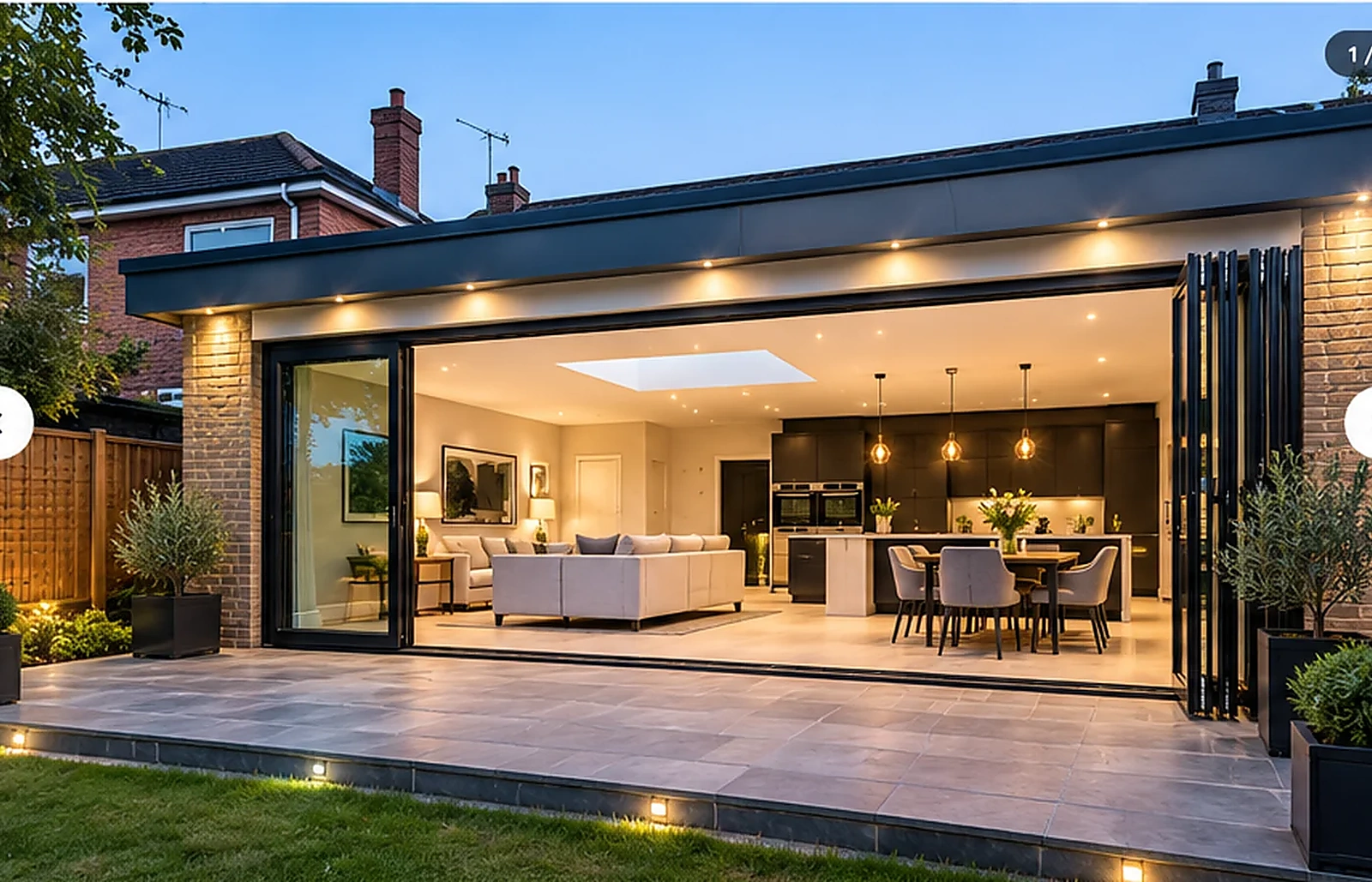 Compact glazed extension